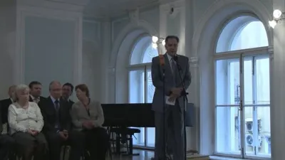 Поздравление директора библиотеки Э. Б. Рассиной