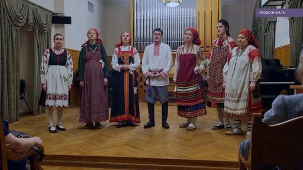 “Oh, ye, mountains…” A lyrical song from the village of Romanovy Darki (the Putyatino District of Ryazan Region)