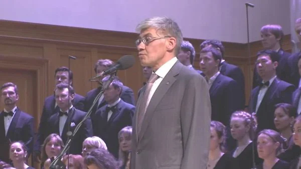 Yu. Ismaghilov Speaks at the Charity Evening