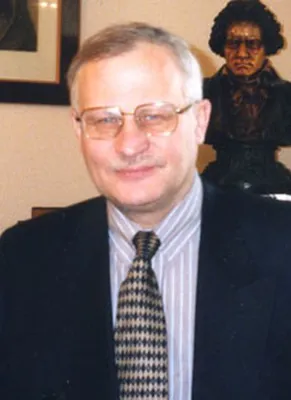 Михаил Овчинников