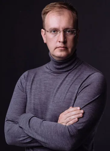 Михаил Безносов