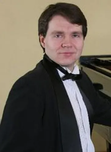 Денис Чефанов