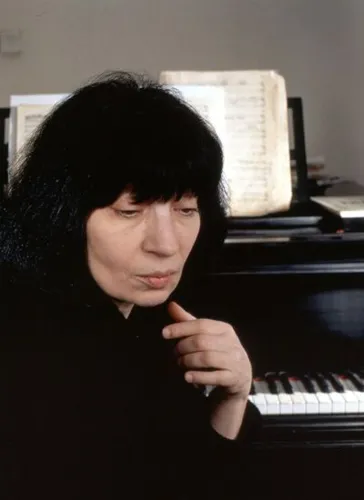 Элисо Вирсаладзе