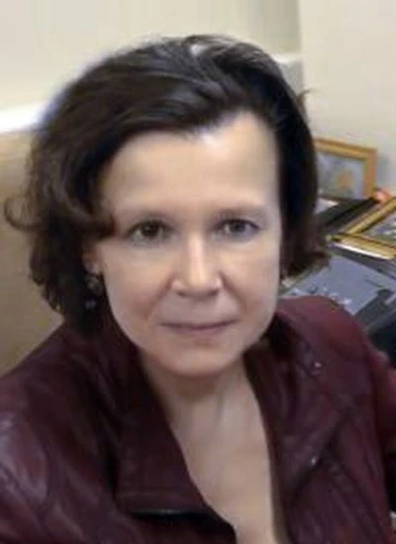 Бай Елена
