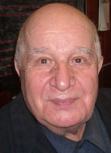 Грамши Юлиан