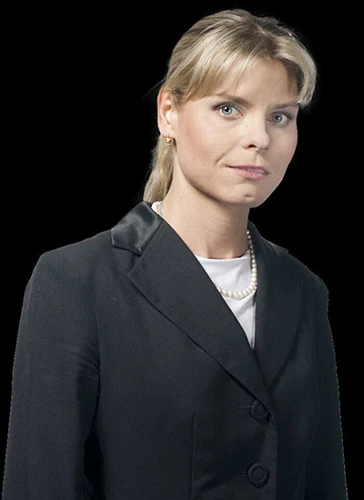 Кадобнова Антонина