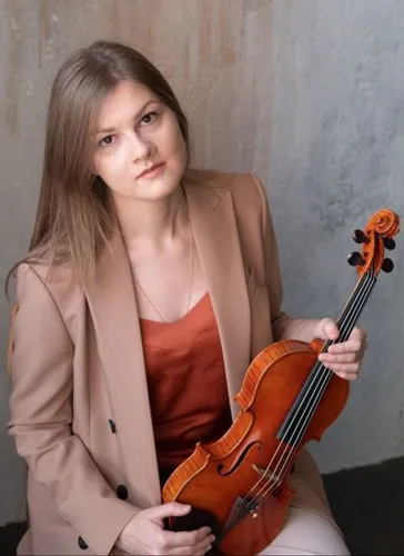 Strel'nikova Anastasia