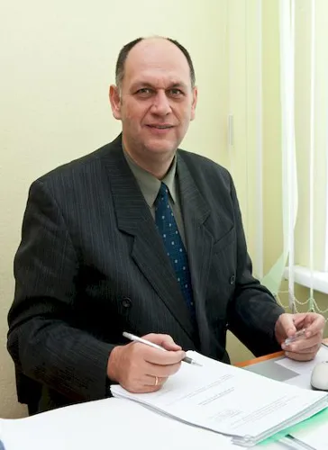 Lesovichenko Andrei