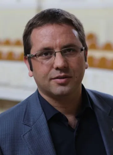 Nourshargh Hosein