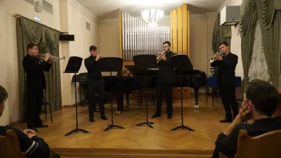 Vasilevsky. "Variations in the flamenco style"