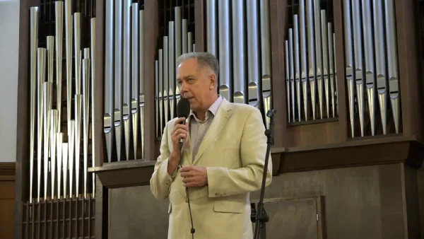 Greeting of the foreign students by Prof. Alexander Sokolov, the Moscow Conservatory Rector