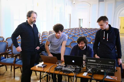 Стефан Гинзбург, Алек Холл, Алексей Наджаров, Антон Бушинский