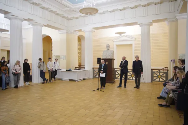 Вступительное слово ответственного секретаря приемной комиссии, доцента Л.&nbsp;Р.&nbsp;Джумановой