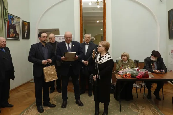 Выставка «Хранитель времени» (живопись — графика — гобелен). 