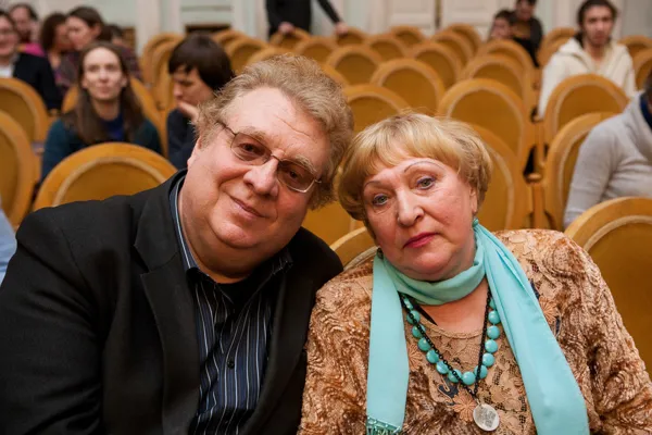 Члены жюри конкурса: композитор, декан композиторского факультета Московской консерватории, профессор Александр Александрович Кобляков и композитор, Заслуженный деятель искусств Российской Федерации, профессор Татьяна Алексеевна Чудова.