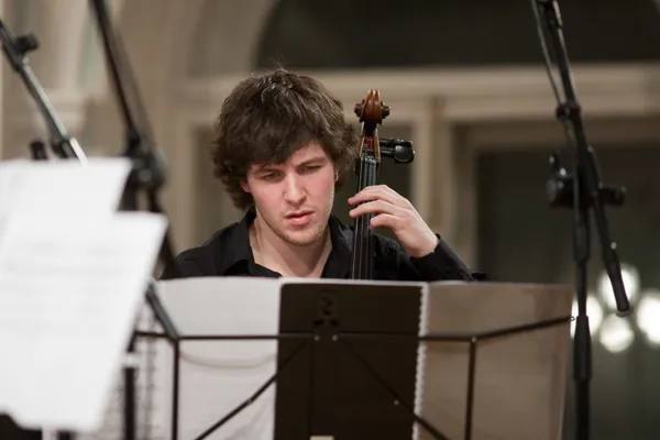 «Rusquartet». Александр Дулов (виолончель).