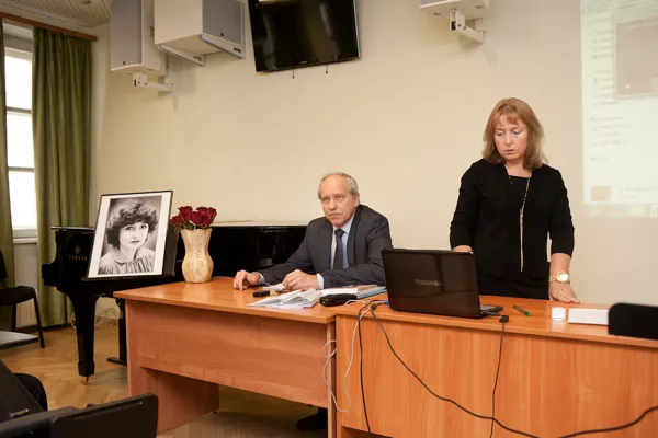 Открытие конференции "Музыка в кругу гуманитарных наук" (к 60-летию со дня рождения Т. В. Чередниченко).