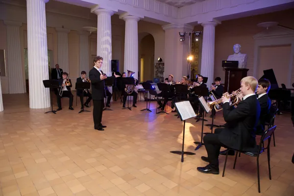 Выступление Brass-ансамбля Московской консерватории под управлением Я. Белякова.