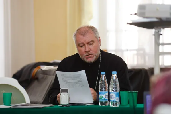 Протоиерей Константинопольского Патриархата, пастор храма Святого Иоанна Русского в Эшториле в Португалии, председатель Международного общества православной церковной музыки Иван Муди читает доклад «Джон Тавенер: мистика и математика».