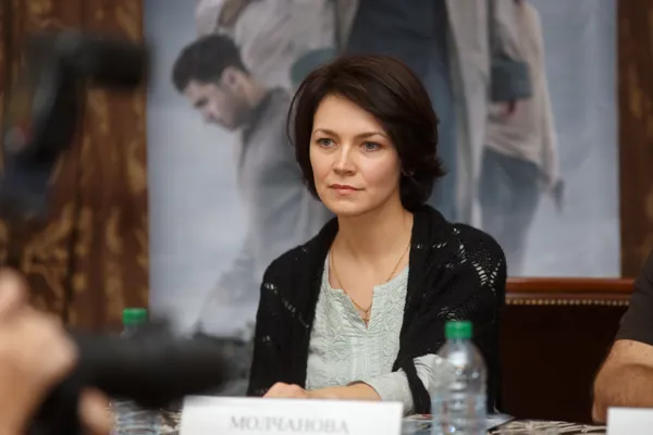 Актриса театра и кино Анна Николаевна Молчанова, исполнительница роли Лоры.