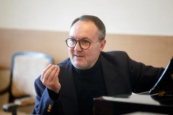 В классе 35 состоялся мастер-класс профессора Бирмингемской консерватории Паскаля Немировского.