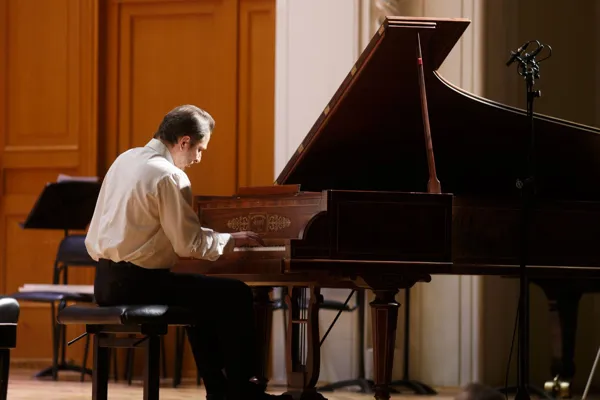 Ф. Шопен. Болеро. Исполняет Юрий Мартынов (фортепиано «Erard»).