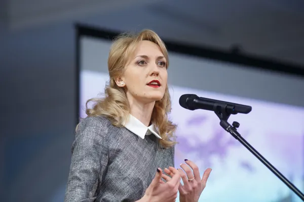 Абонемент № 55. «Волшебные звуки сказок» в Рахманиновском зале консерватории. Художественное слово — Виктория Захарова.