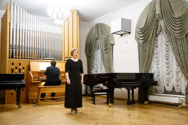 Луиджи ЛУЦЦИ (1828-1876) – «Ave Maria». Исполняет Юлия Лабинская (сопрано), Марина Воинова (орган).