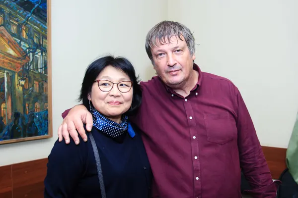 В гримёрке после концерта