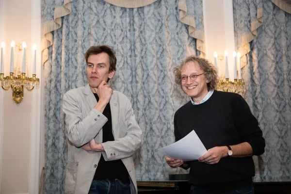 Сергей Чирков (синхронный перевод, «Студия новой музыки»),  Йоханнес Шёльхорн (композитор, Германия)
