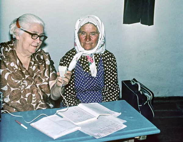 А. В. Руднева на сеансе. Начало 1970-х гг.