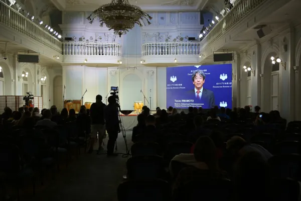 Видео-приветствие фестивалю Министра, заведующего информационным отделом Посольства Японии в России, господина Тосио Ямамото