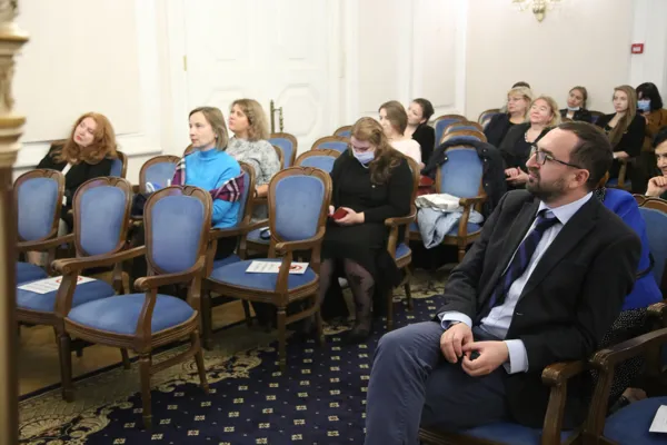 Мемориальная встреча в день именин прославленной русской арфистки Веры Дуловой в Конференц-зале Московской консерватории