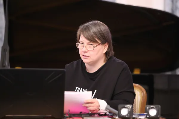 Вечер ведёт преподаватель кафедры теории музыки, кандидат искусствоведения Марина Владиславовна Воинова

