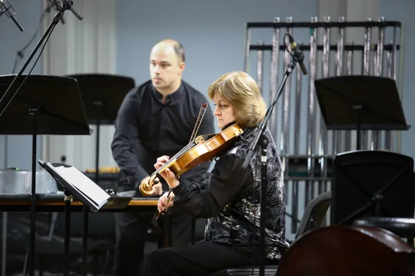 Андрей Винницкий (ударные), Екатерина Маркова (альт)