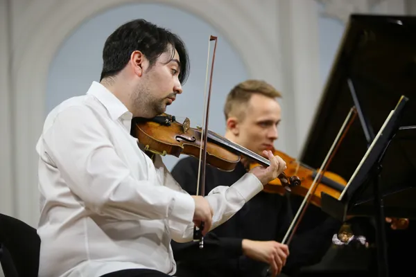 Даниил Коган (скрипка), Роман Викулов (скрипка)