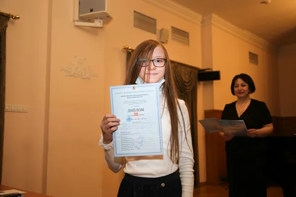 Композитор Марианна Летиция Казанцева (Россия) — лауреат 3-й премии конкурса в категории участников 12–17 лет