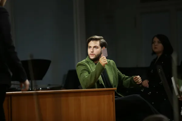 Хлестаков — Валерий Макаров (тенор)