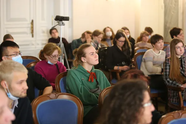 Научная сессия в рамках XVII Международного фестиваля современной музыки «Московский форум». Конференц-зал консерватории