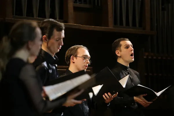 На сцене Малого зала хор «Canticum Festum»