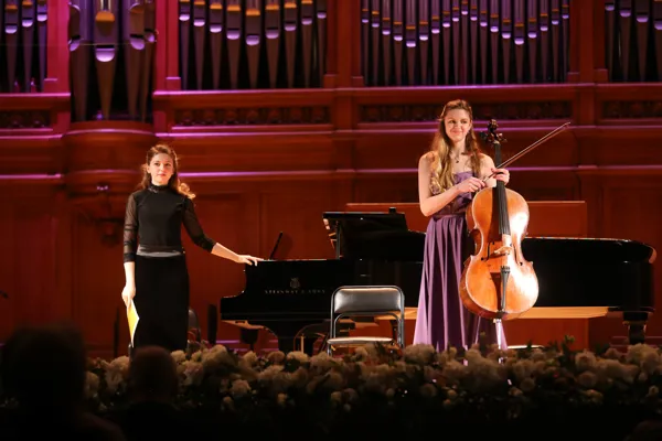 Екатерина Задорожная (фортепиано), Татьяна Боярина (виолончель)
