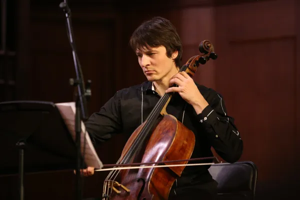 Пётр Каретников (виолончель)