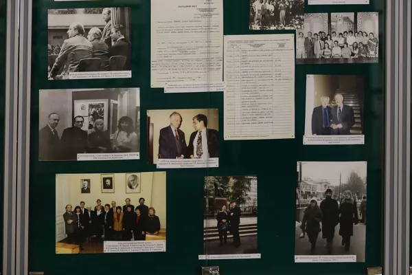 В фойе Большого зала проходит выставка к столетию музыковеда, профессора Московской консерватории Георгия Вильгельмовича Крауклиса, подготовленная Архивом консерватории