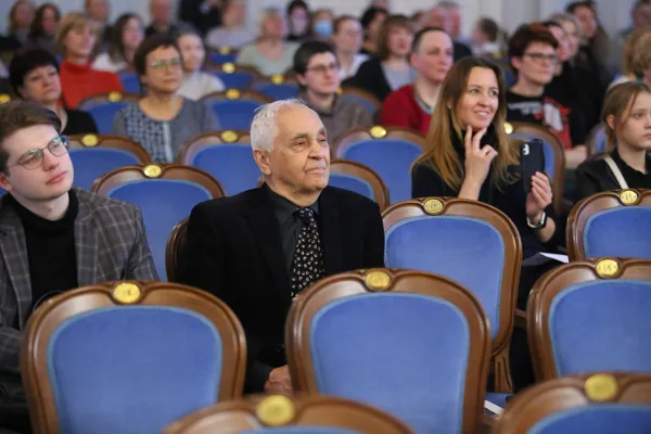 Народный артист России, профессор Лев Конторович. К 75-летию со дня рождения. Хоровая музыка современных Московских композиторов. В программе: В. Кикта. Рахманиновский зал