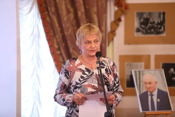 Вера Борисовна Валькова, доктор искусствоведения, профессор кафедры истории музыки Российской академии музыки имени Гнесиных, ведущий научный сотрудник Государственного института искусствознания, член Союза композиторов России