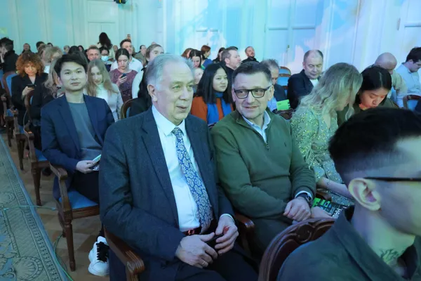 «Музыка машин». Специальный проект Центра электроакустической музыки в Рахманиновском зале при поддержке автомобильного бренда EXEED