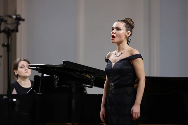 В.А. Моцарт. «Alleluja» из мотета «Exsultate, jubilate». Исполняет Евгения Красилова (сопрано). Партия фортепиано — Евгения Лопухина