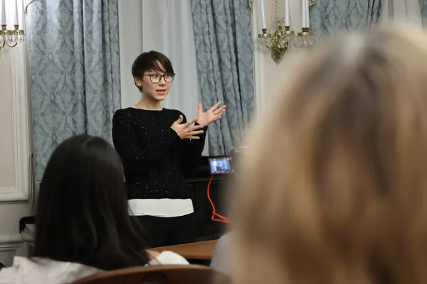 Преподаватель кафедры теории музыки Московской консерватории, кандидат искусствоведения Людмила Ивановна Сундукова