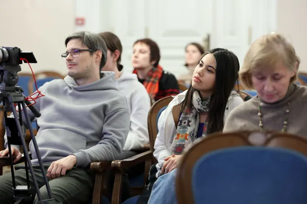 Мастер-класс лютниста, преподавателя, исследователя Константина Щеникова-Архарова. Конференц-зал