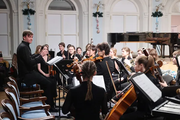 Камерный оркестр «Fiori musicali». Художественный руководитель и дирижёр – Климентий Катенин